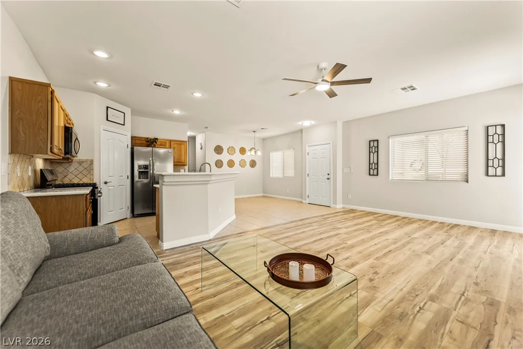 1099 Sheer Paradise, Henderson, NV 89002