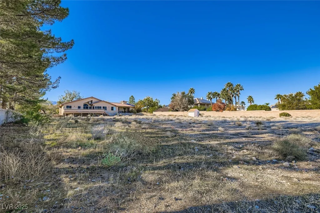 6140 Grand Canyon, Las Vegas, NV 89149