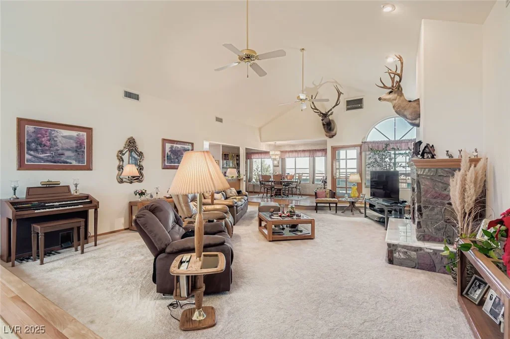 6140 Grand Canyon, Las Vegas, NV 89149