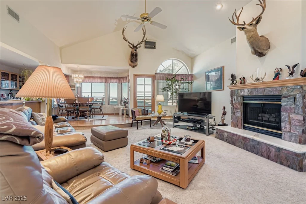 6140 Grand Canyon, Las Vegas, NV 89149