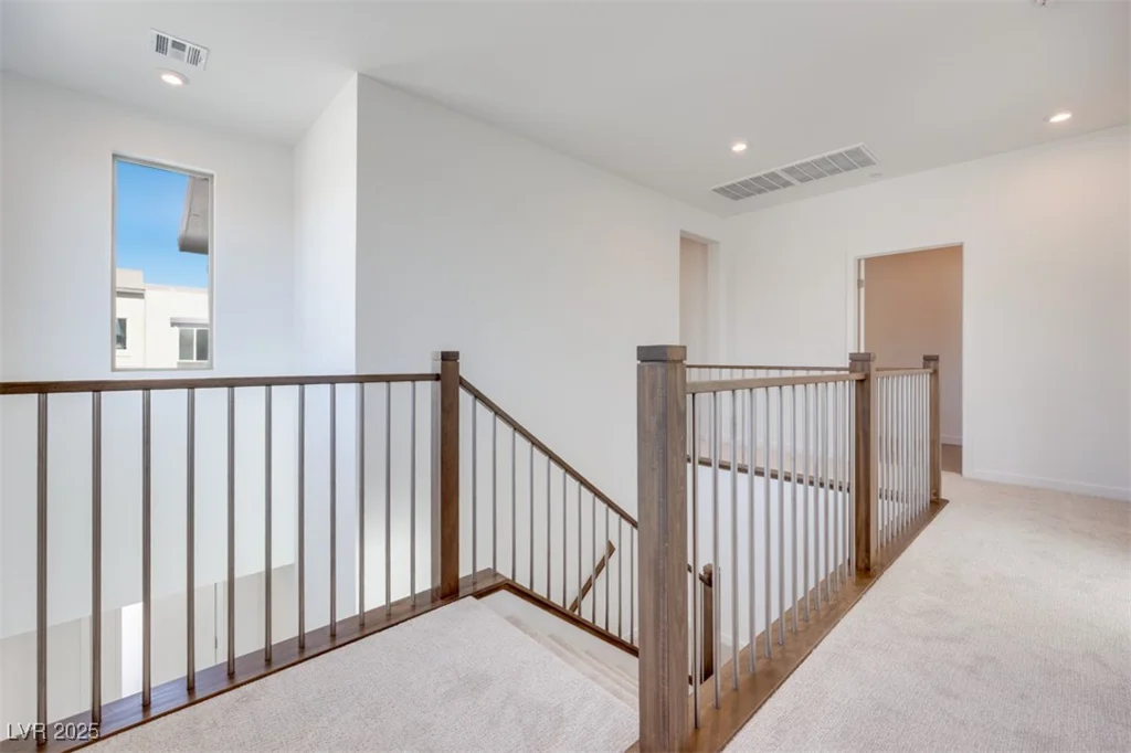11935 Angle Cliff, Las Vegas, NV 89138