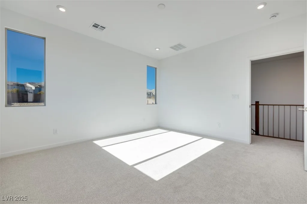 11935 Angle Cliff, Las Vegas, NV 89138