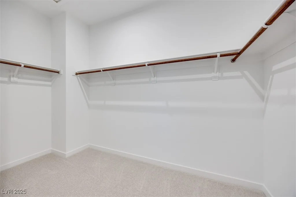 11935 Angle Cliff, Las Vegas, NV 89138