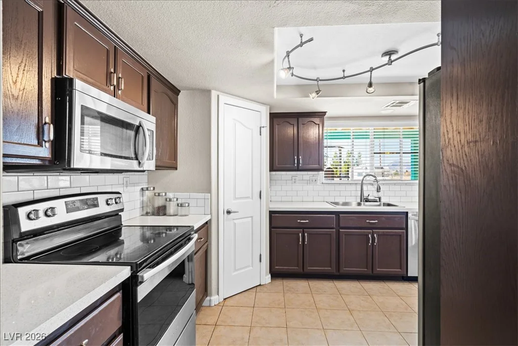 1720 Blagg, Pahrump, NV 89048