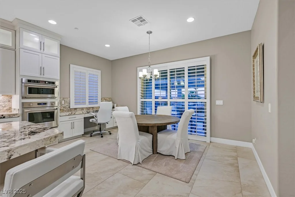 2 OLYMPIA OUTLOOK, Las Vegas, NV 89141