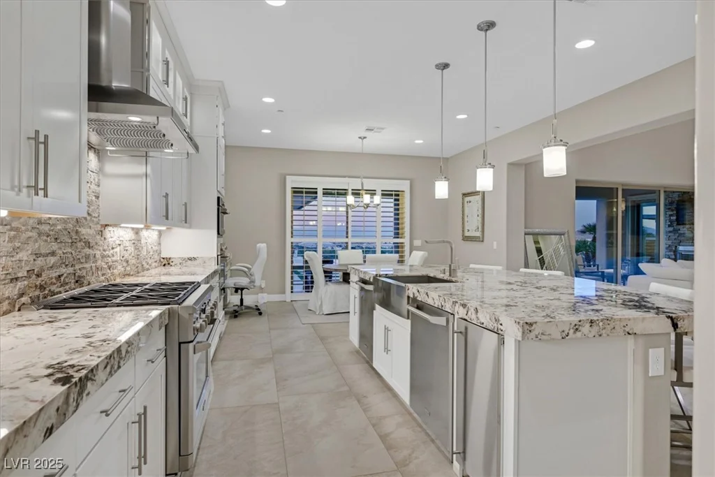2 OLYMPIA OUTLOOK, Las Vegas, NV 89141