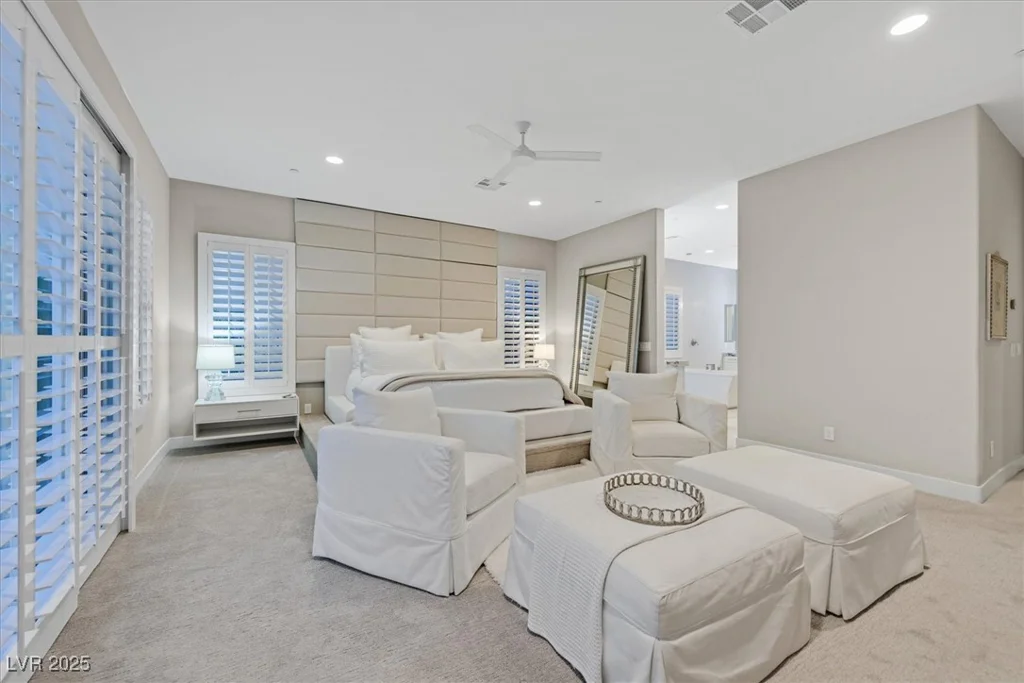 2 OLYMPIA OUTLOOK, Las Vegas, NV 89141