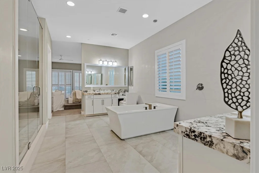 2 OLYMPIA OUTLOOK, Las Vegas, NV 89141