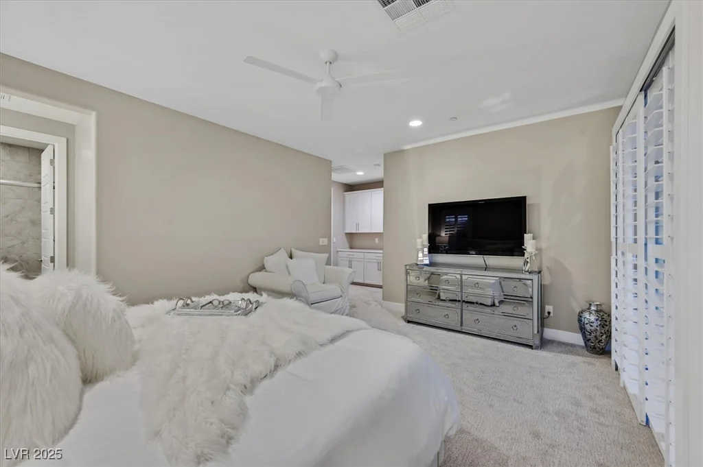 2 OLYMPIA OUTLOOK, Las Vegas, NV 89141
