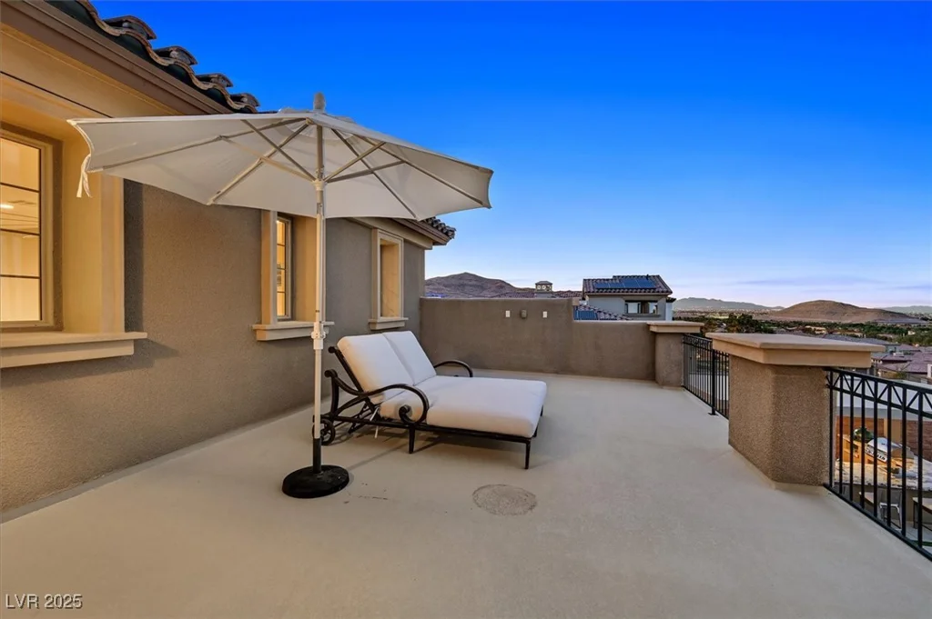 2 OLYMPIA OUTLOOK, Las Vegas, NV 89141