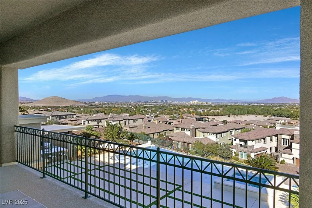 2 OLYMPIA OUTLOOK, Las Vegas, NV 89141