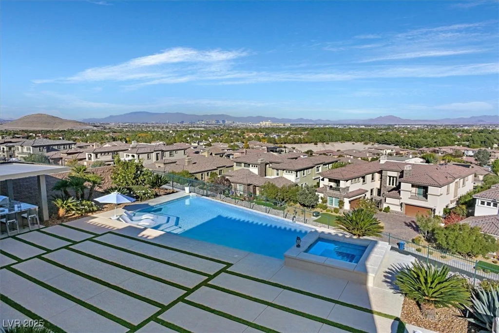 2 OLYMPIA OUTLOOK, Las Vegas, NV 89141