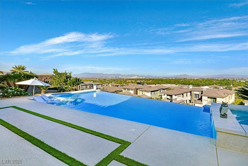 2 OLYMPIA OUTLOOK, Las Vegas, NV 89141