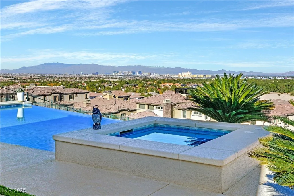 2 OLYMPIA OUTLOOK, Las Vegas, NV 89141