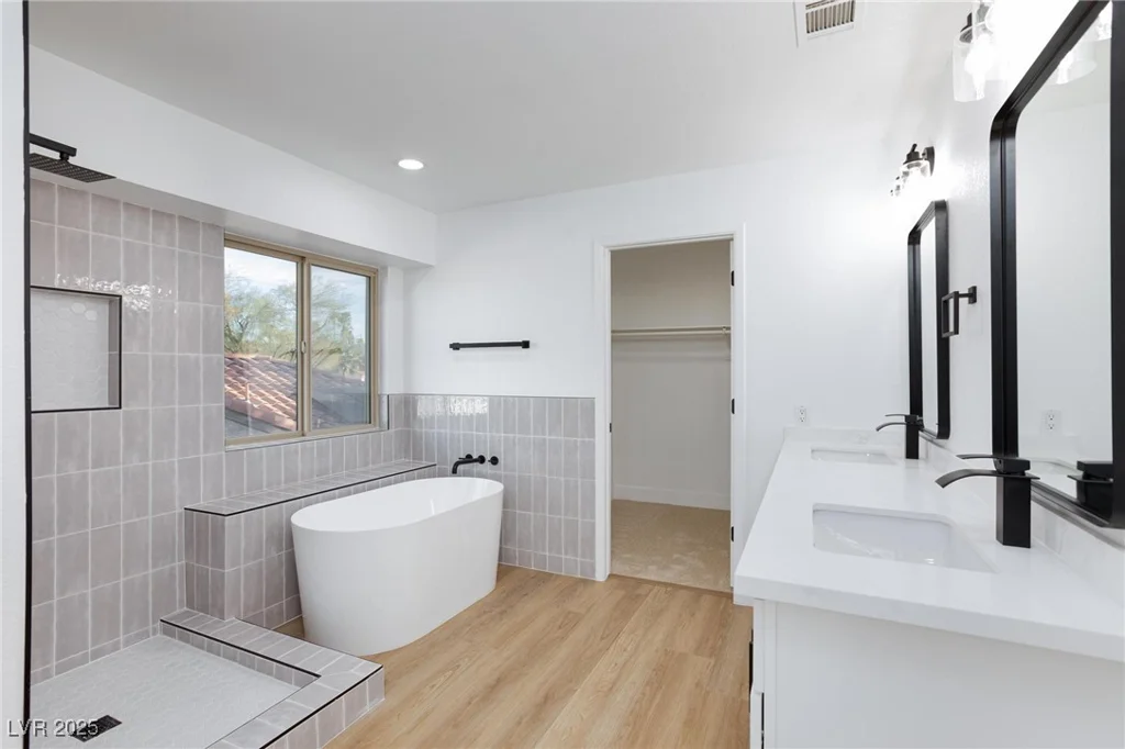 2152 Running River, Henderson, NV 89074