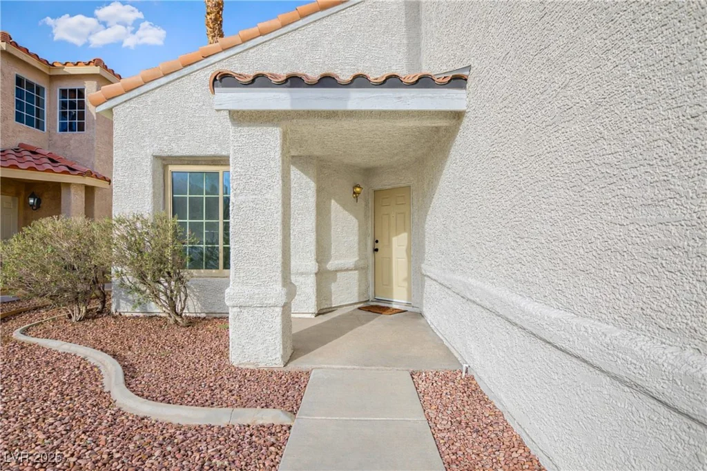 2152 Running River, Henderson, NV 89074