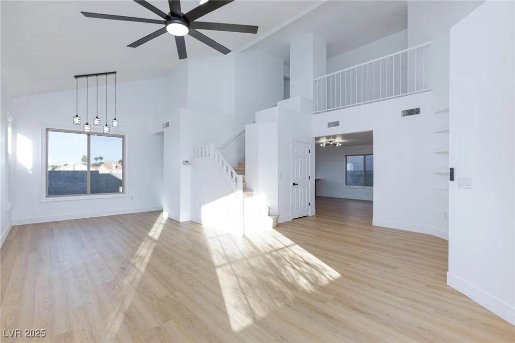 2152 Running River, Henderson, NV 89074