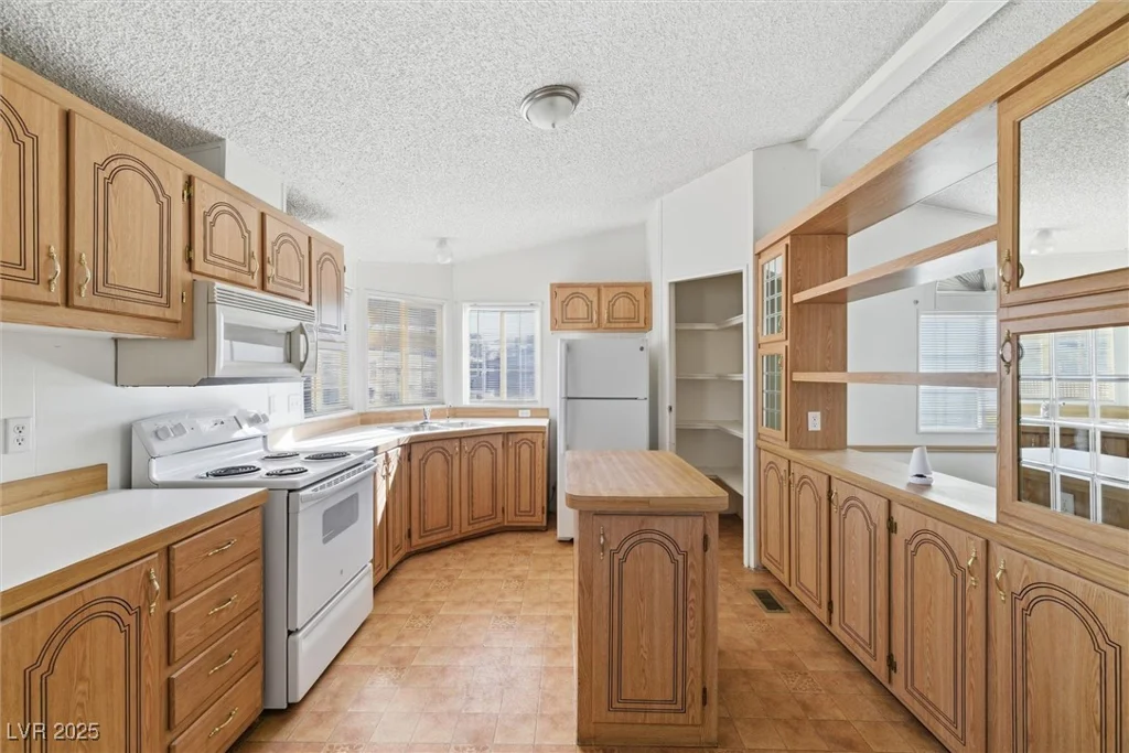 280 Ferndell, Pahrump, NV 89048