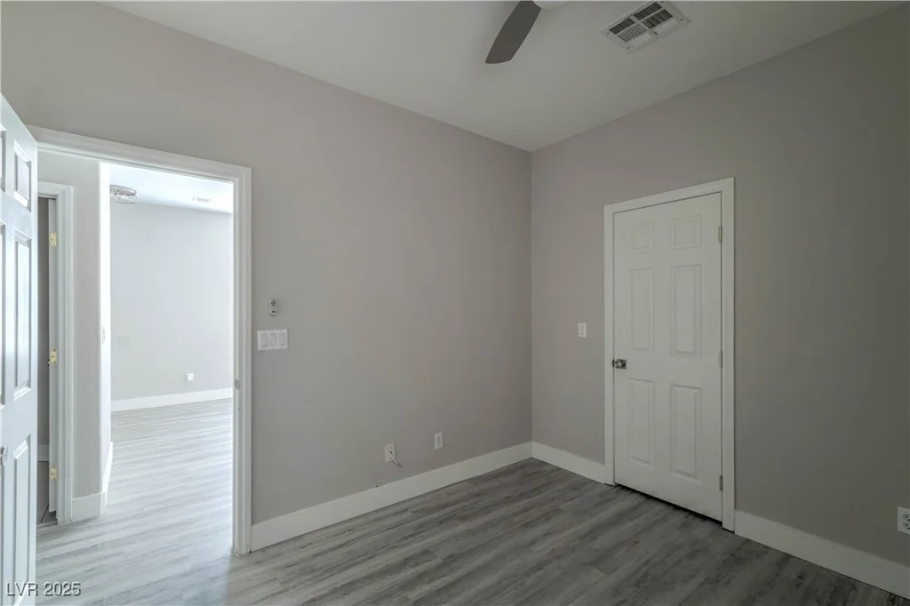 8021 Dancing Springs, Las Vegas, NV 89143