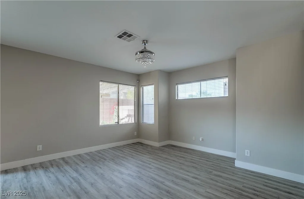 8021 Dancing Springs, Las Vegas, NV 89143