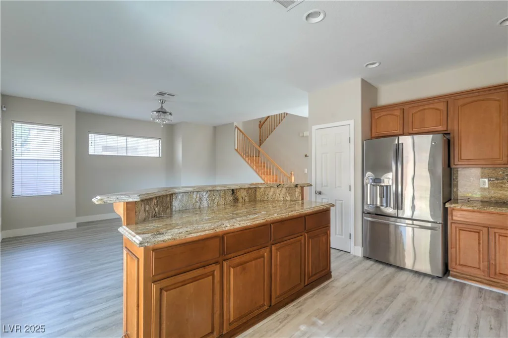 8021 Dancing Springs, Las Vegas, NV 89143