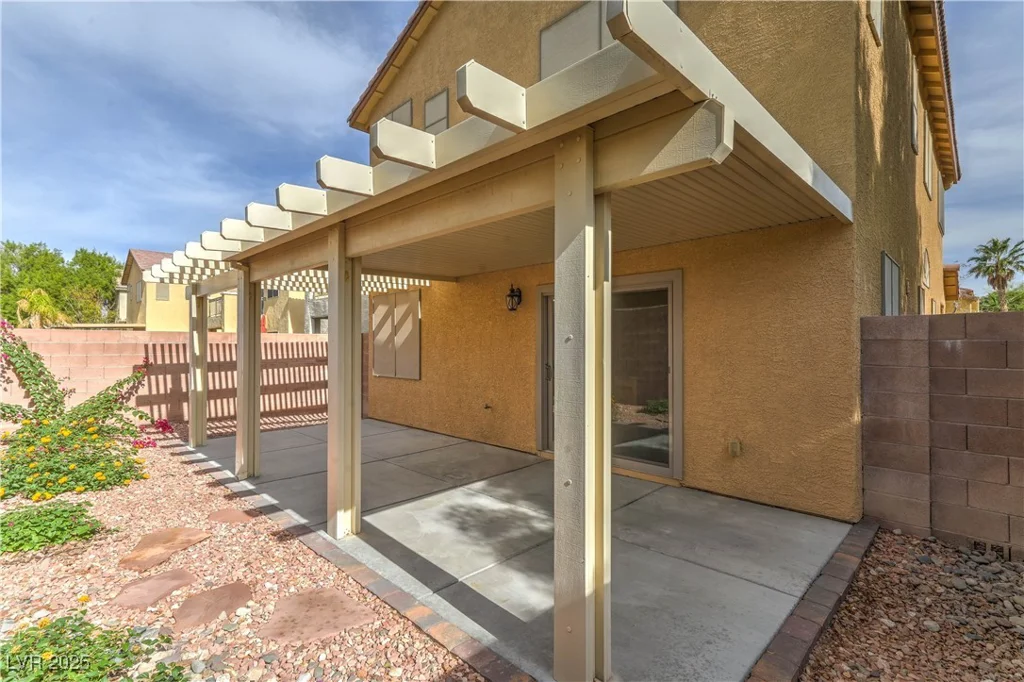 8021 Dancing Springs, Las Vegas, NV 89143