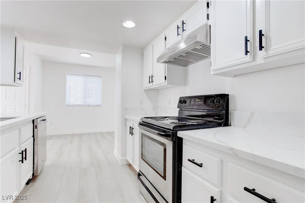 5792 Ambassador, Las Vegas, NV 89122