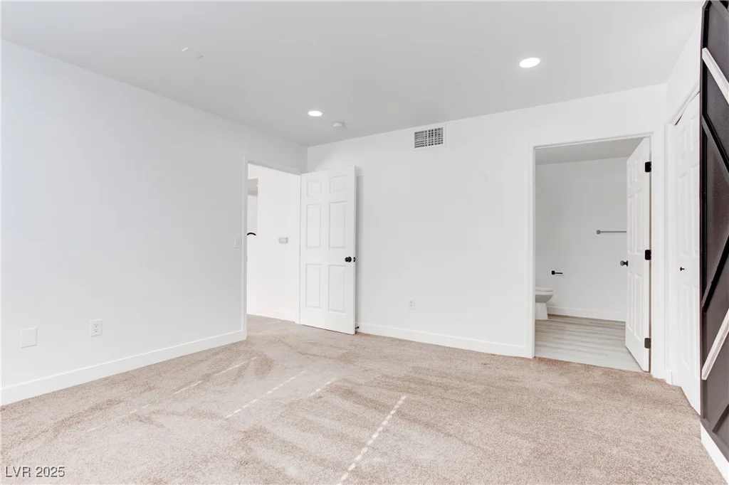 5792 Ambassador, Las Vegas, NV 89122