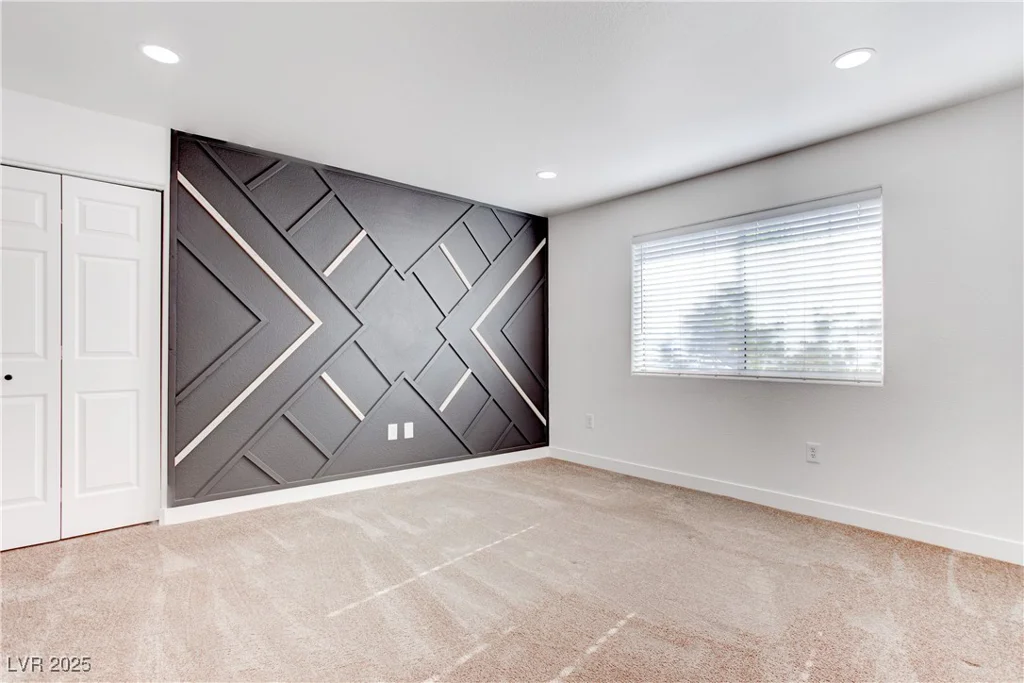 5792 Ambassador, Las Vegas, NV 89122