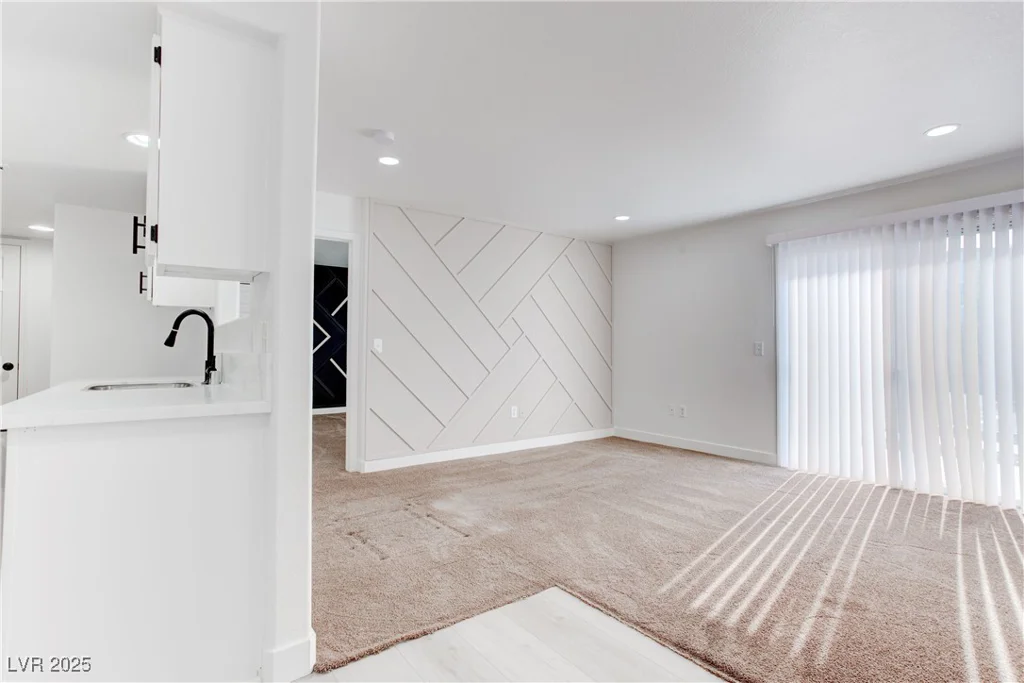 5792 Ambassador, Las Vegas, NV 89122