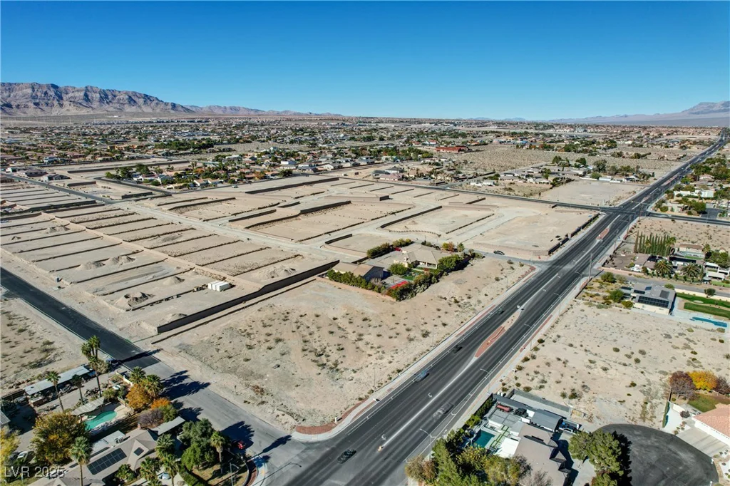 Fort Apache between Stephen & Hammer, Las Vegas, NV 89149