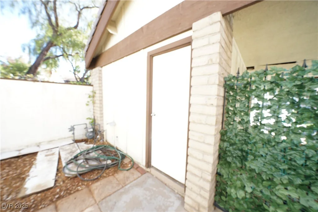 3153 Bel Air, Las Vegas, NV 89109