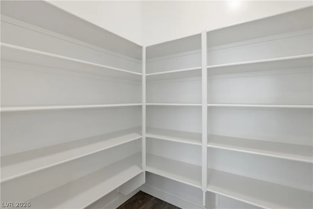 9939 Blazek Bluff, Las Vegas, NV 89178