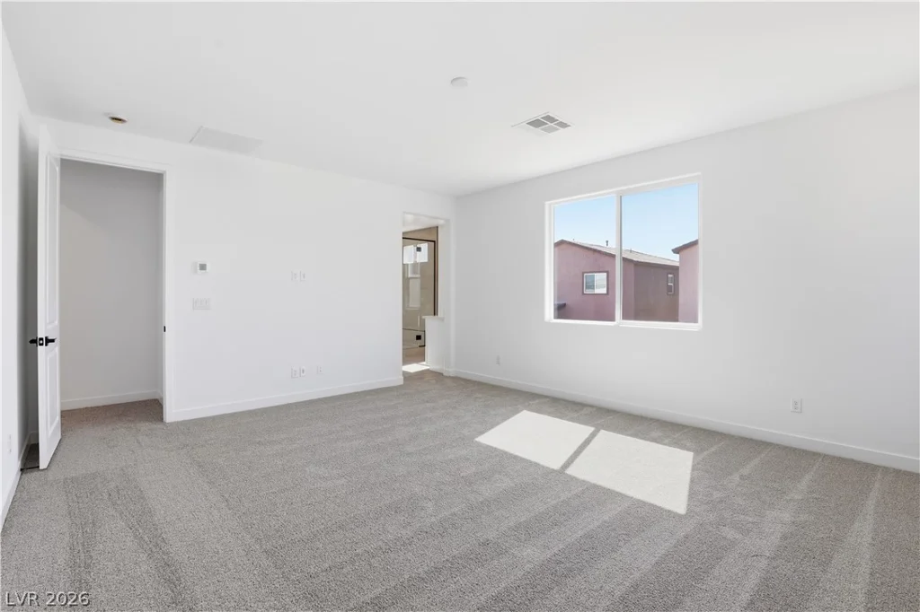 9939 Blazek Bluff, Las Vegas, NV 89178