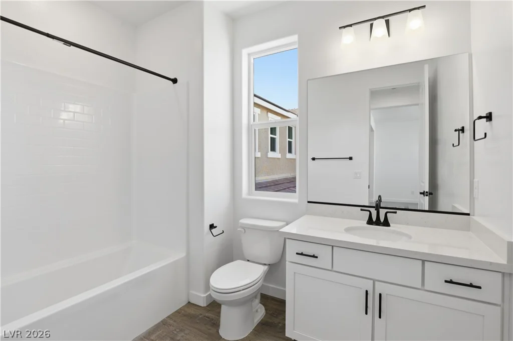 9939 Blazek Bluff, Las Vegas, NV 89178