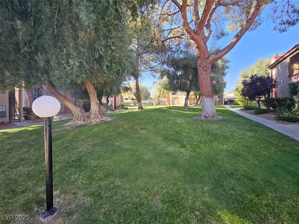 5576 Rochelle, Las Vegas, NV 89103