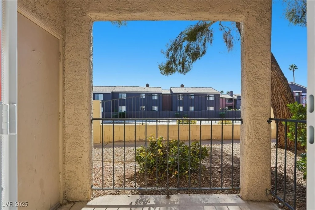 5576 Rochelle, Las Vegas, NV 89103
