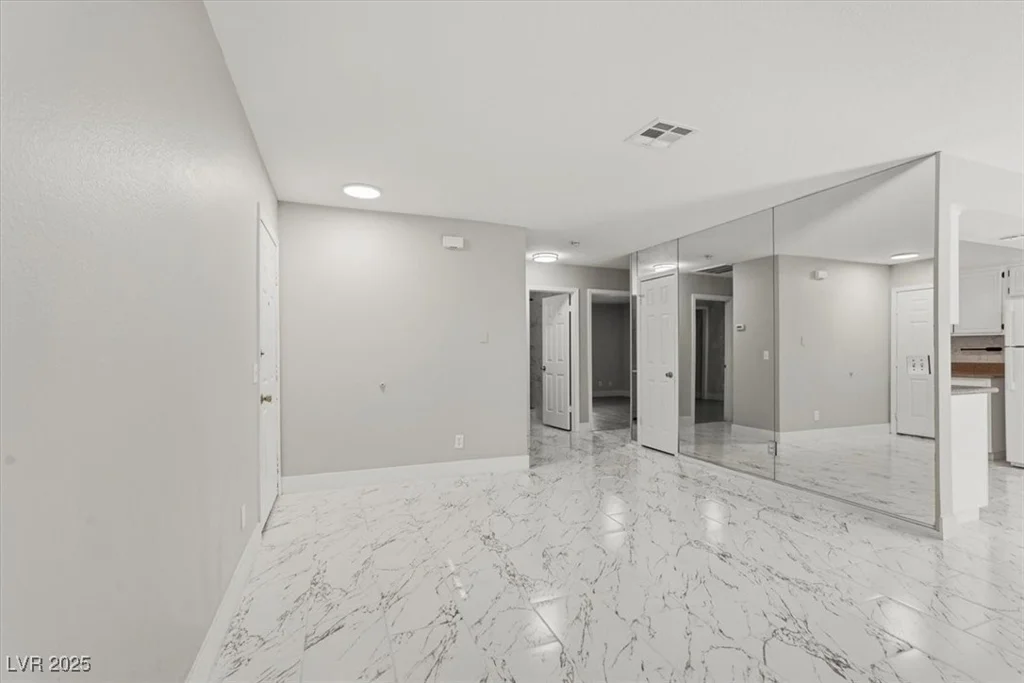 5576 Rochelle, Las Vegas, NV 89103