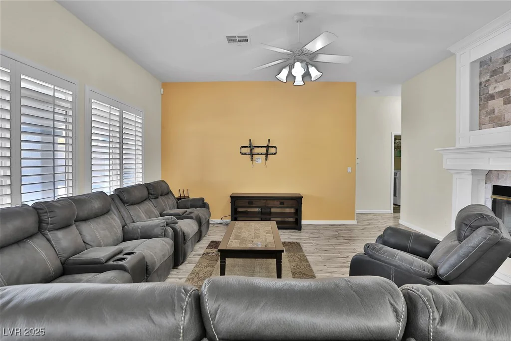 6830 Stone Meadows, Las Vegas, NV 89142