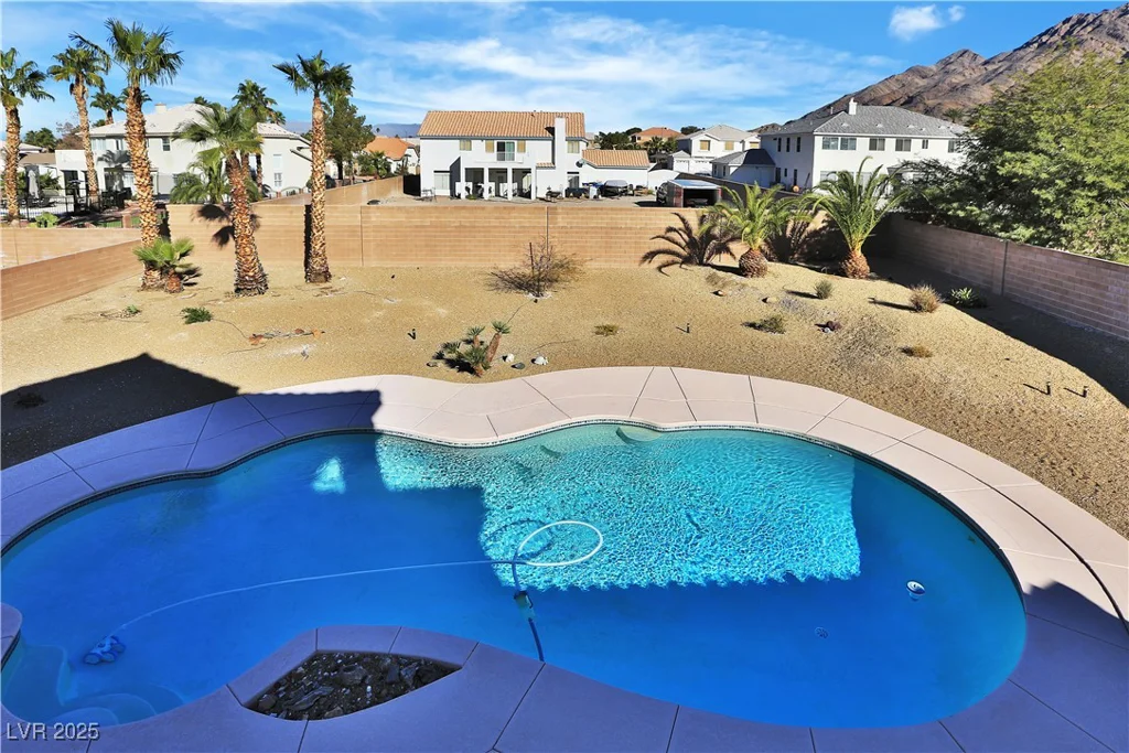 6830 Stone Meadows, Las Vegas, NV 89142