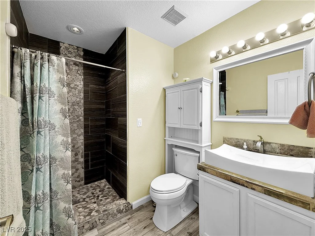 6830 Stone Meadows, Las Vegas, NV 89142