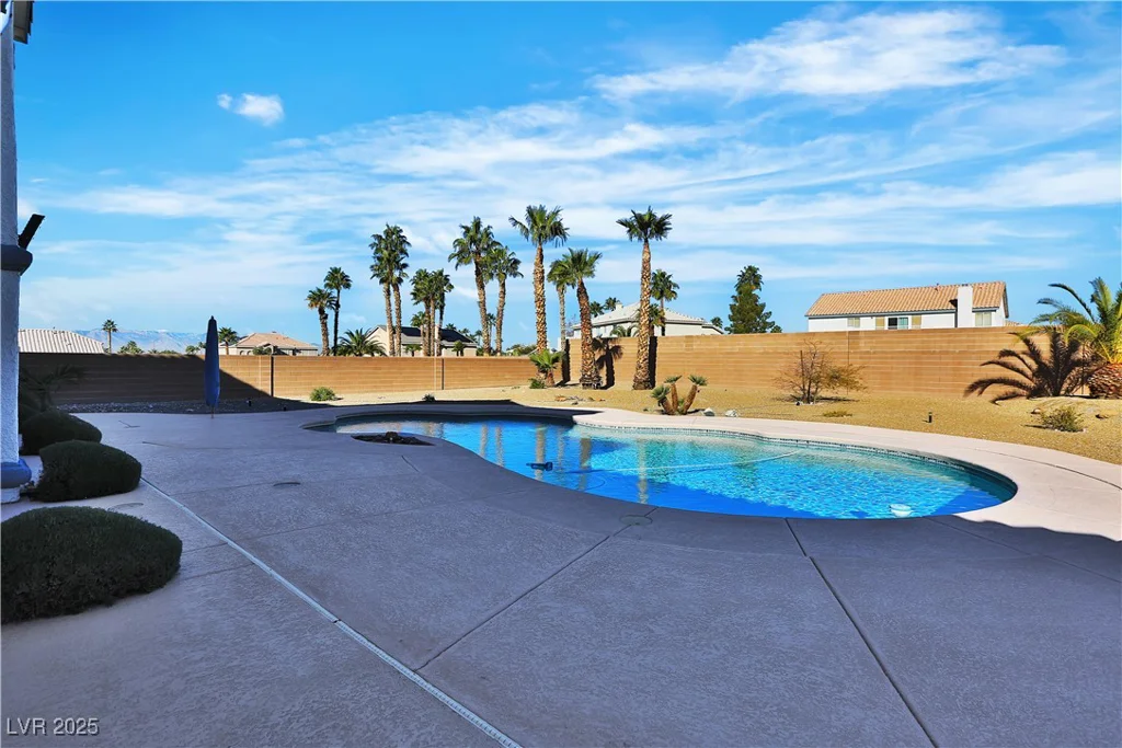 6830 Stone Meadows, Las Vegas, NV 89142