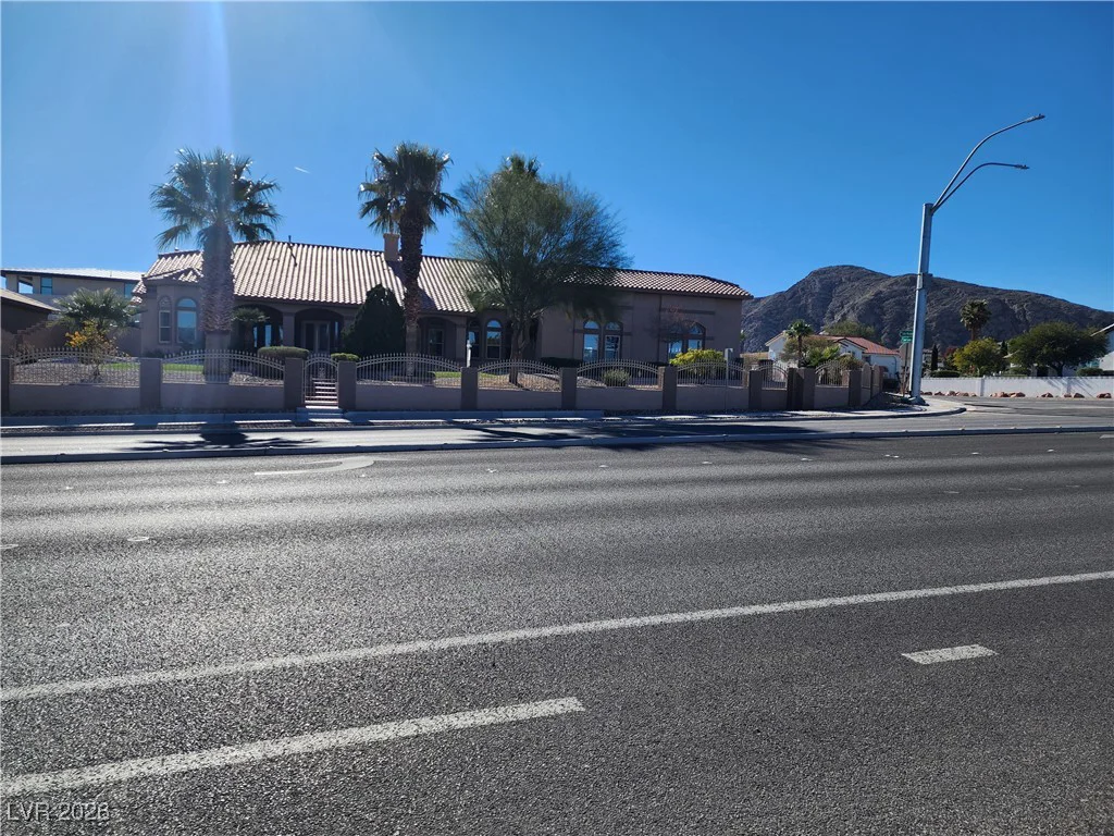 9585 Lone Mountain, Las Vegas, NV 89129