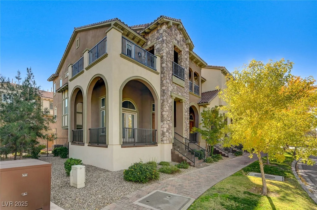 53 Via Di Vita, Henderson, NV 89011