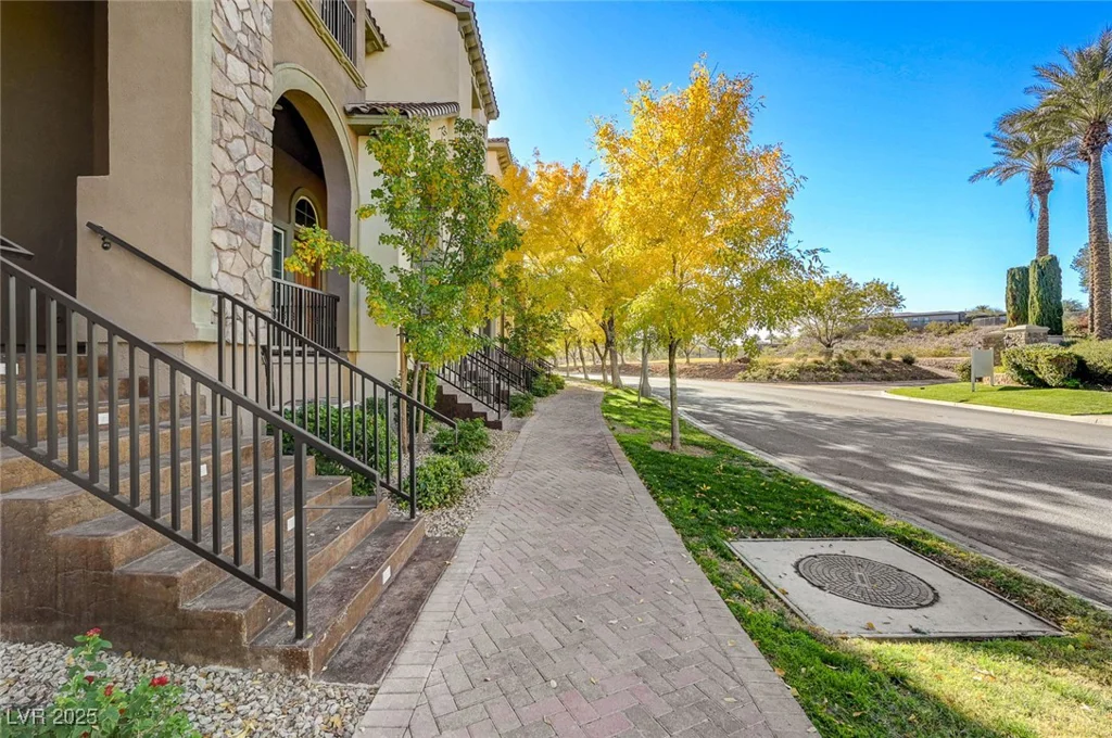 53 Via Di Vita, Henderson, NV 89011