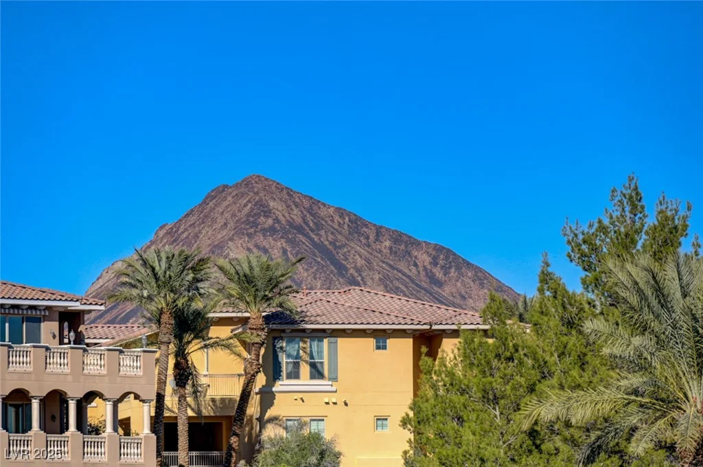 53 Via Di Vita, Henderson, NV 89011