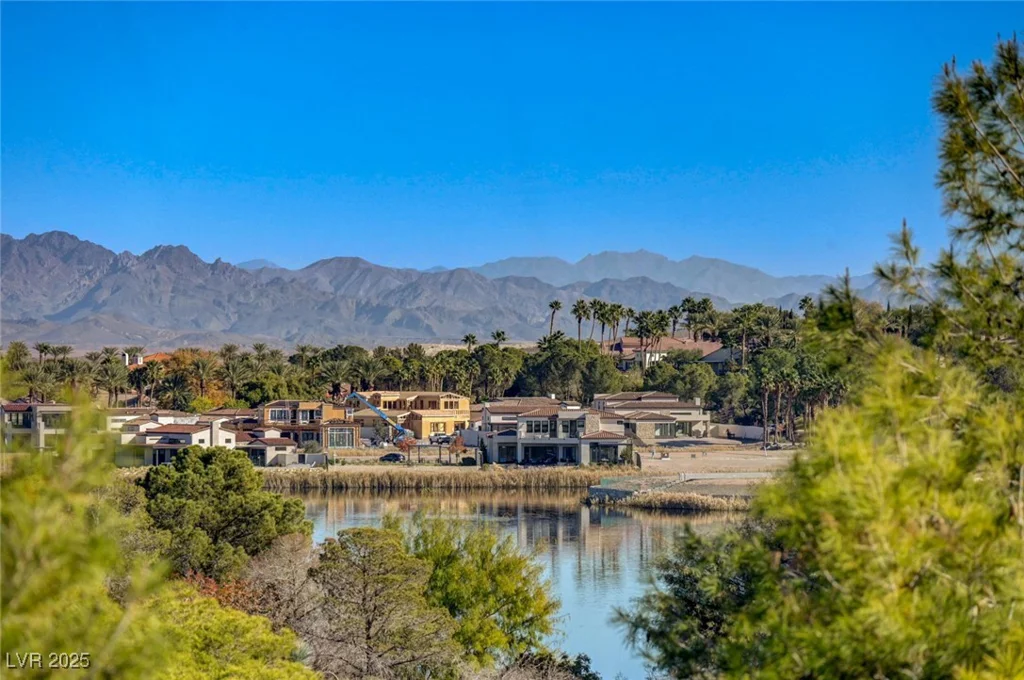 53 Via Di Vita, Henderson, NV 89011