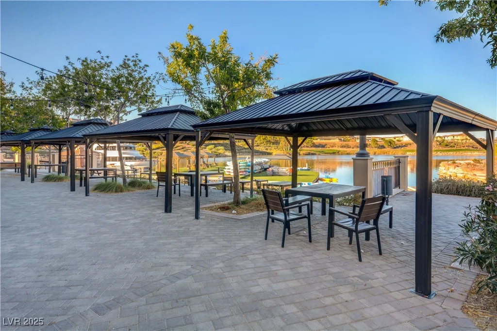 53 Via Di Vita, Henderson, NV 89011