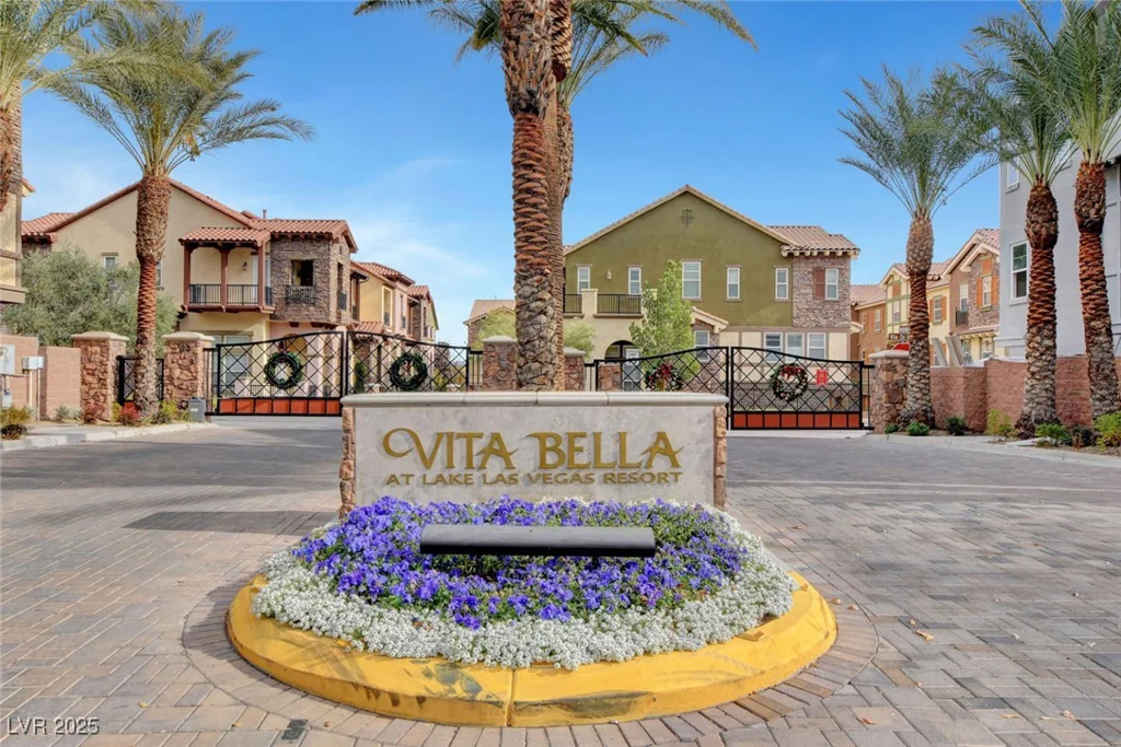 53 Via Di Vita, Henderson, NV 89011
