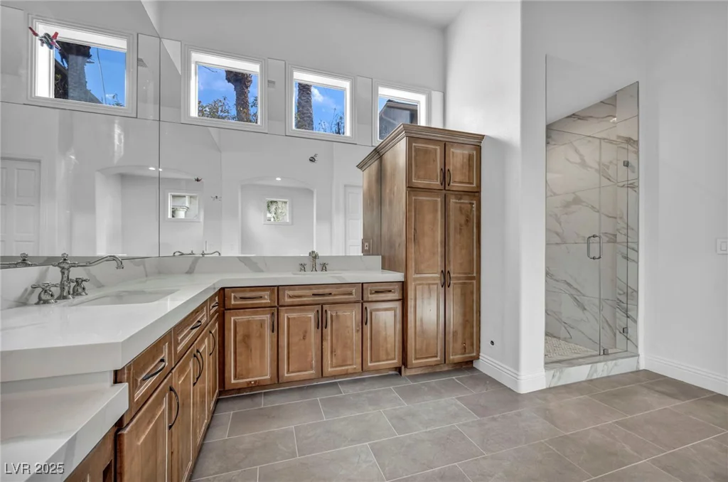 9317 Canyon Classic, Las Vegas, NV 89144